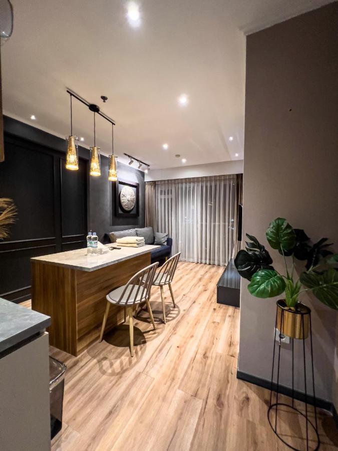 R30 Apartemen Gateway Pasteur 2Br Daymentroom Bandung Kültér fotó